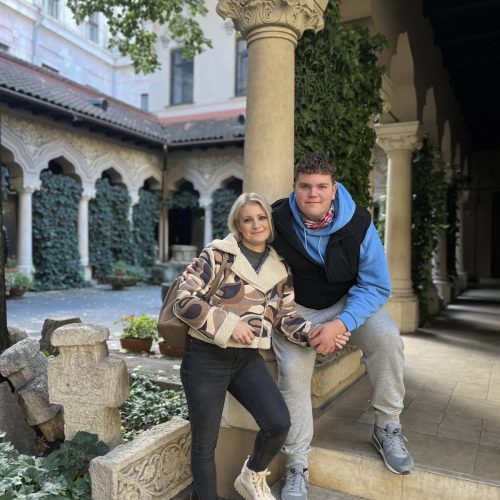 558909260_1297514349087191_8157931063474213030_n