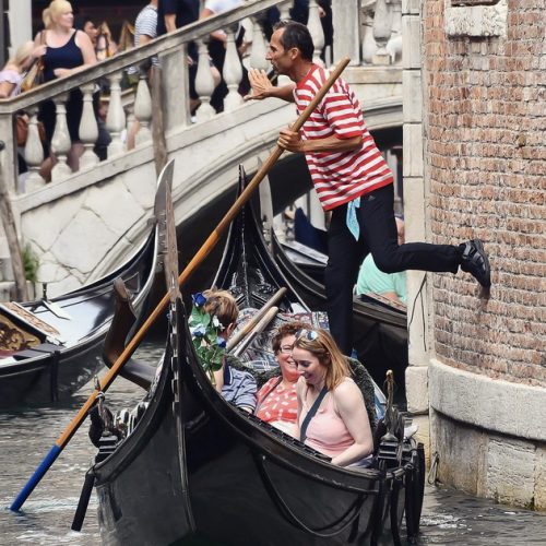 9-prichini-zoshto-vozenjeto-so-gondola-vo-venecija-e-tolku-skapo-10