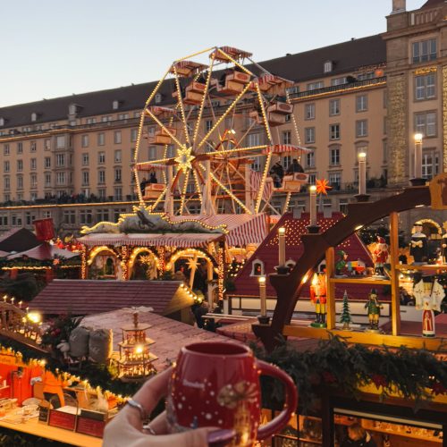 aaea7668f9f33104c236c8a7ebb3d5b8