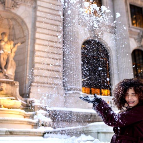 young-woman-new-york-city-during-daytime